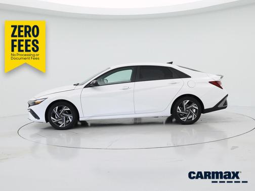 White 2025 Hyundai ELANTRA SEL Sport