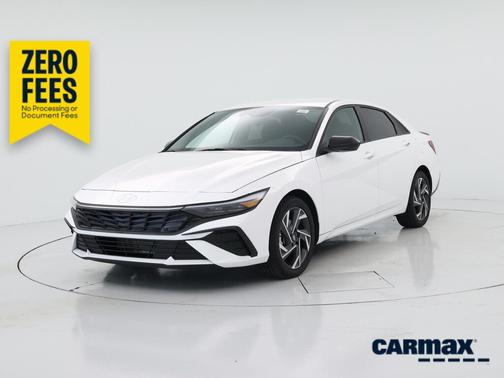 White 2025 Hyundai ELANTRA SEL Sport