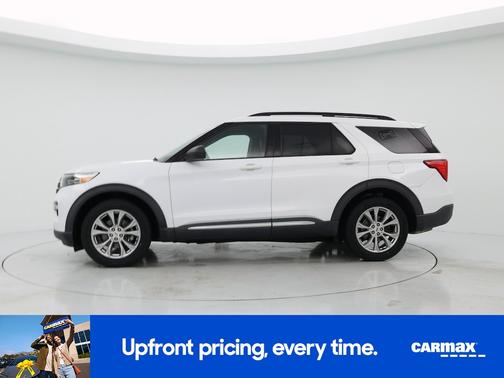 White 2020 Ford Explorer XLT