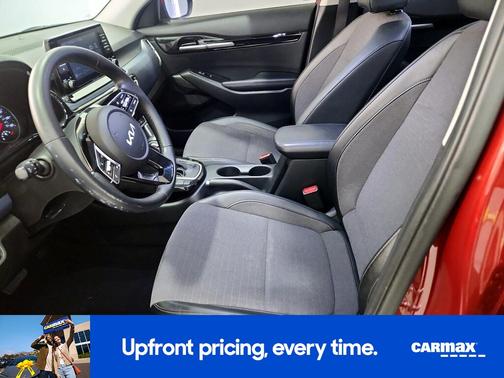 Orange 2023 Kia Seltos S