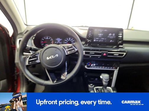 Orange 2023 Kia Seltos S