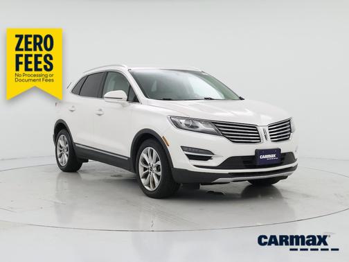 White 2017 Lincoln MKC Select