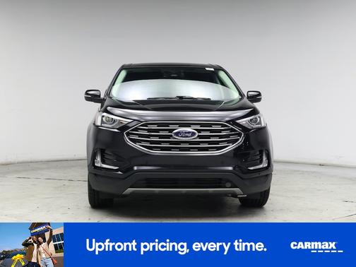 Black 2022 Ford Edge Titanium