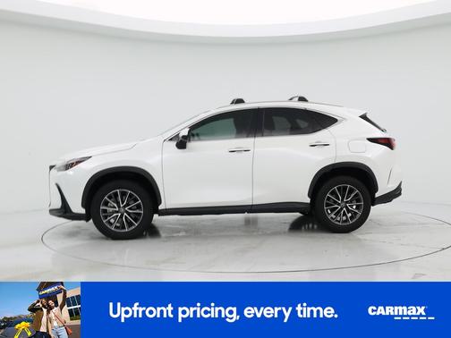 White 2024 Lexus NX 250