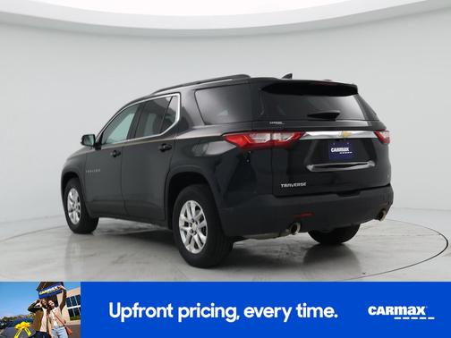 Black 2020 Chevrolet Traverse LT Cloth