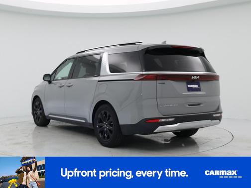 2022 Kia Carnival SX