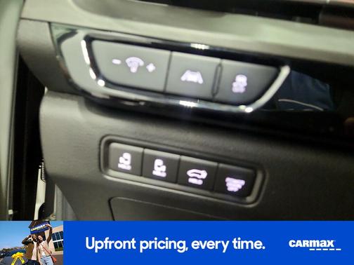 2022 Kia Carnival SX