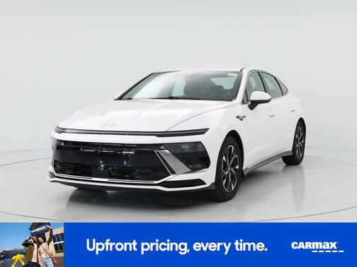 White 2024 Hyundai SONATA SEL
