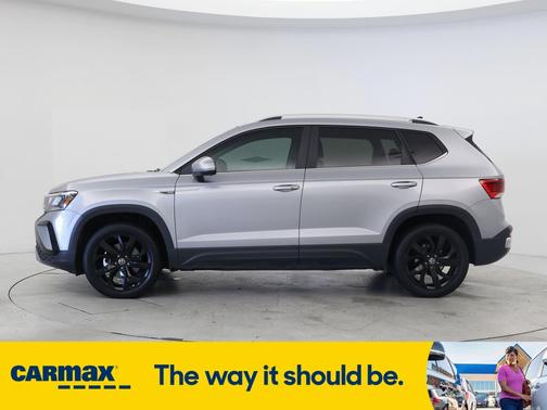 2023 Volkswagen Taos SE