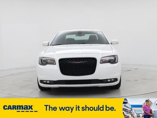 2022 Chrysler 300 S