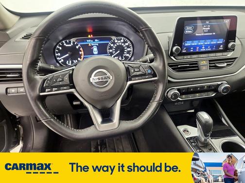 2022 Nissan Altima SV