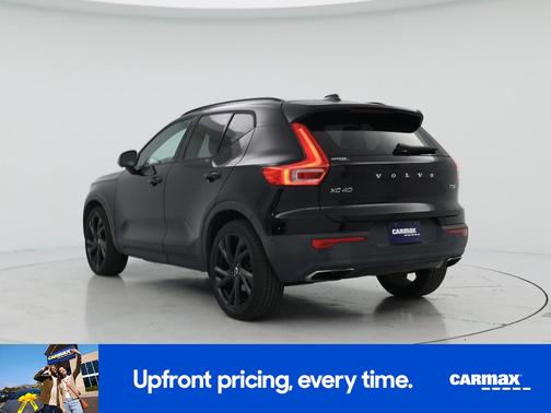 Black 2019 Volvo XC40 T5 R-Design