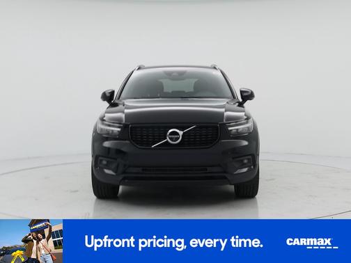 Black 2019 Volvo XC40 T5 R-Design