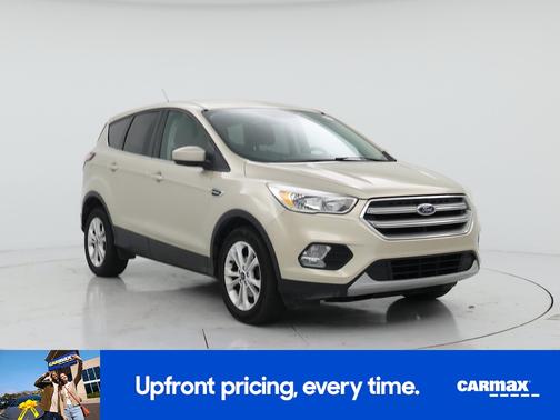 Gold 2017 Ford Escape SE