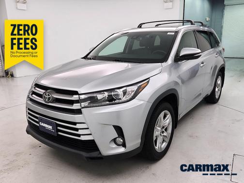 Silver 2017 Toyota Highlander Limited
