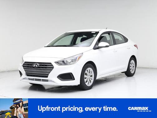 White 2019 Hyundai Accent SE
