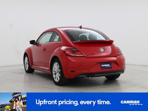 Red 2019 Volkswagen Beetle SE