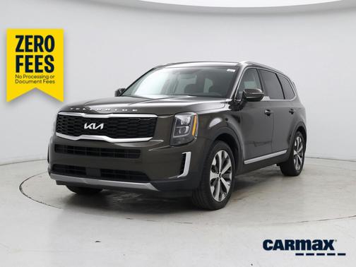 Green 2022 Kia Telluride EX
