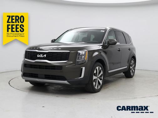 Green 2022 Kia Telluride EX