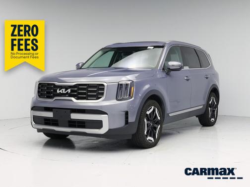 Silver 2023 Kia Telluride S