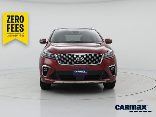 Red 2019 Kia Sorento SX