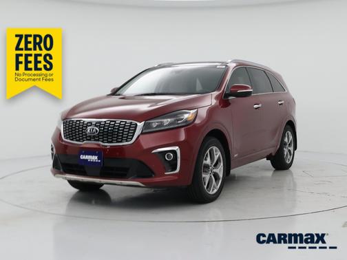 Red 2019 Kia Sorento SX