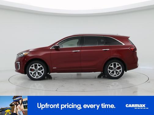 Red 2019 Kia Sorento SX