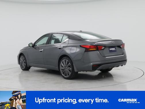 2023 Nissan Altima SV