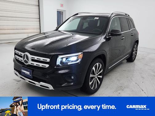 Black 2022 Mercedes-Benz GLB 250