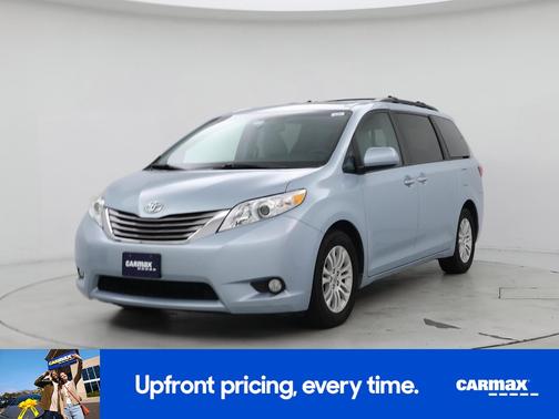 2017 Toyota Sienna XLE