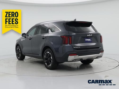 Gray 2025 Kia Sorento S