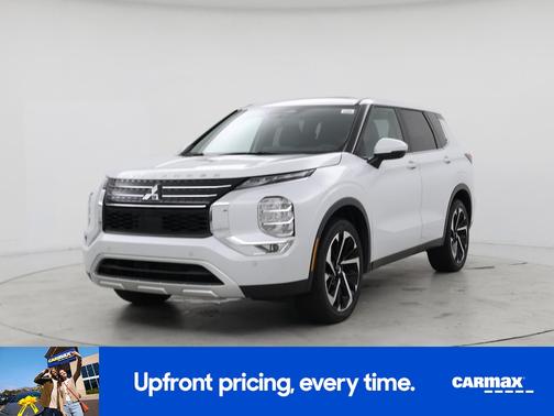 2023 Mitsubishi Outlander SE