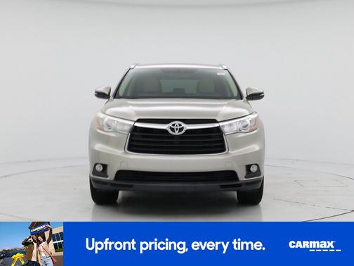 Tan 2016 Toyota Highlander XLE