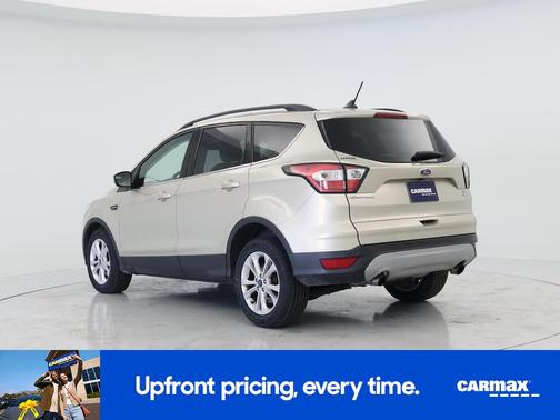 Gold 2018 Ford Escape SE