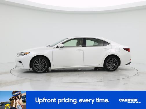 White 2016 Lexus ES 350