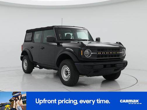Black 2022 Ford Bronco