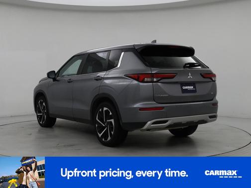 2022 Mitsubishi Outlander SE