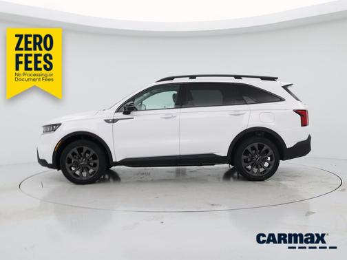 White 2023 Kia Sorento X-Line SX Prestige