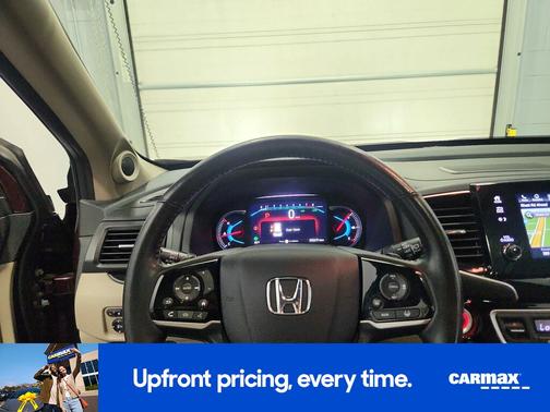 Burgundy 2022 Honda Pilot Touring
