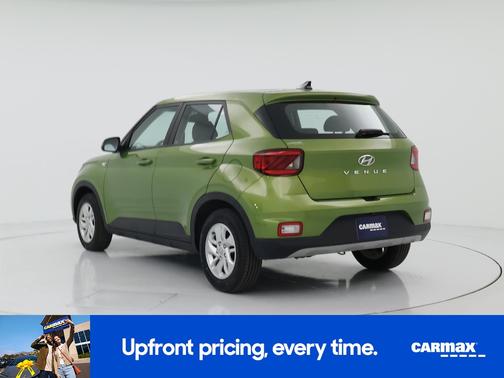 2022 Hyundai VENUE SE