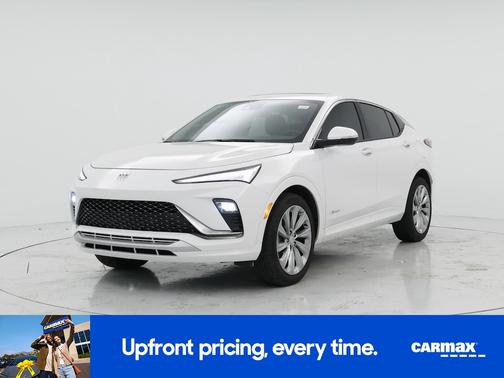 White 2025 Buick Envista Avenir