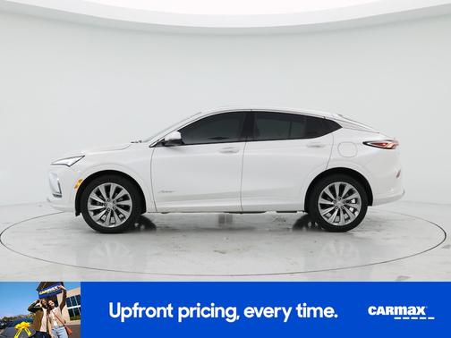 White 2025 Buick Envista Avenir