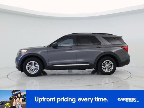 Gray 2021 Ford Explorer XLT