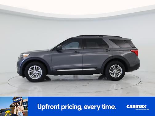 Gray 2021 Ford Explorer XLT