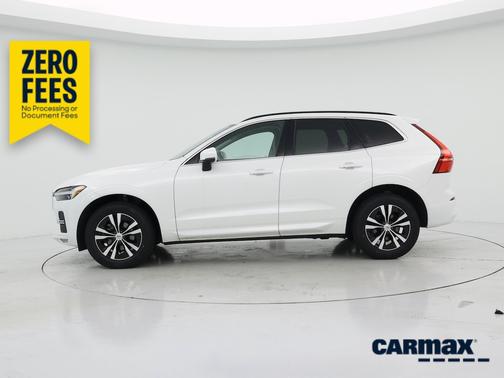 White 2023 Volvo XC60 B5 Core