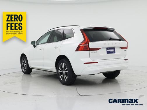 White 2023 Volvo XC60 B5 Core