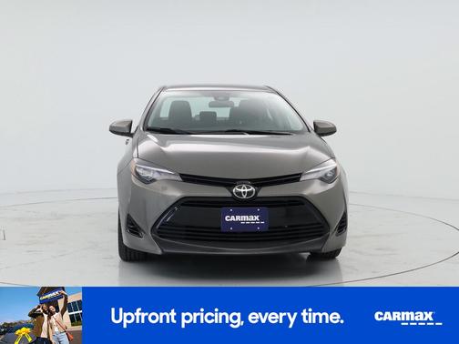 Green 2018 Toyota Corolla LE