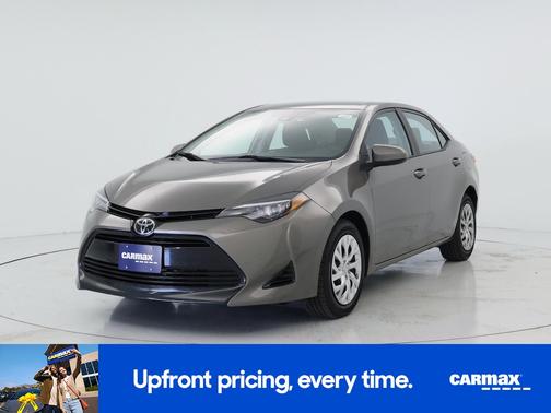 Green 2018 Toyota Corolla LE