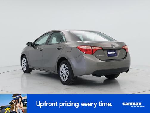 Green 2018 Toyota Corolla LE