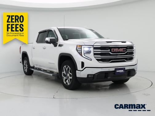 White 2024 GMC Sierra 1500 SLT